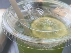 -M Stand(深圳龙岗万科广场店)