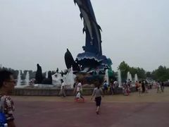 -泉城欧乐堡海洋极地世界