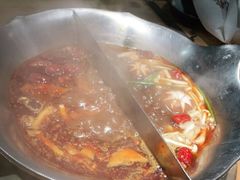 -湊湊火锅·茶憩(杭州湖滨银泰in77店)