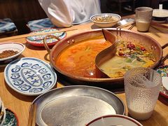 -洱火云南酸菜牛肉火锅(石景山当代商城店)