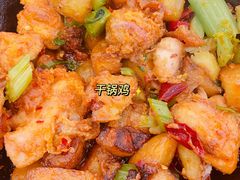 -同济大学本部学苑饮食广场