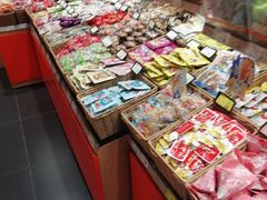 -来伊份(仙霞路二店)