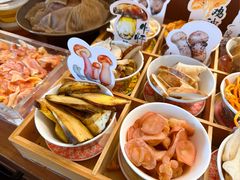 -菌自由丨野生菌火锅特色庭院餐厅(丽江古城店)