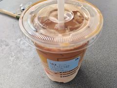 -瑞幸咖啡(东方广场中庭店)