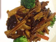 烧汁爆炒野山菌-香港仔茶餐厅(凤阳店)
