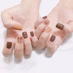 -Pink You美甲美睫纹绣定制中心