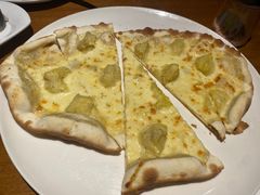 -JINNS锦时 steak&pizza(浸信会礼拜堂旧址店)