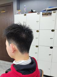 -藤野造型烫发染发