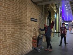 -九又四分之三站台