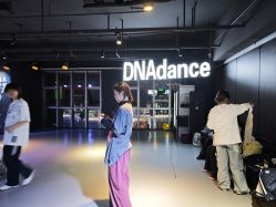 -DNA舞室