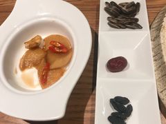 赠送小食拼盘-马仕玖煲·融合菜·酥不腻烤鸭(人大店)