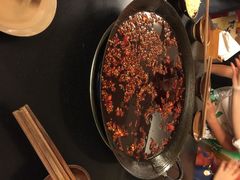 岗上渣渣老火锅(体育馆中门店)-岗上渣渣老火锅(两路口店)