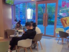 -奈雪的茶(广州万菱汇PRO店)