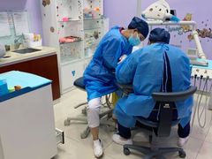 -瑞尔齿科(颐堤港诊所)