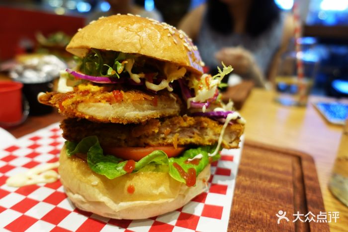 泰式双层鸡腿堡