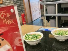 -百年川椒重庆老火锅(光谷店)
