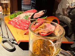 -铭牛烧肉·和牛海鲜自助(高新月牙湖店)