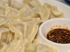 酸菜鲜肉大馅水饺-雪乡人家东北菜·铁锅炖一切(高斯路店)