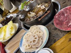 -乳仔牛牦牛汤锅 烤羊排(松潘古城店)
