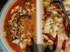 -姚姚酸菜鱼·金戈戈香港豉油鸡(喜荟城联名店)