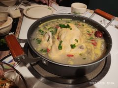 一只鸡火锅-七八冷面·延边朝鲜族美食(圣熙八号店)