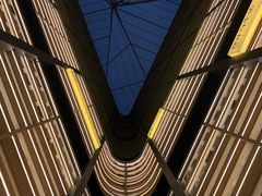 -上海虹桥中心爱琴海亚朵S酒店