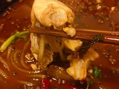 -鸿顺老铁锅美蛙鱼府(解放碑店)