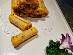 -巴特餐饮6加1音乐餐吧·新疆菜