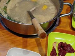 -养牛邓·潮汕牛肉海鲜自助火锅(广州店)