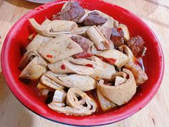 -十一街苍蝇馆子转经消江湖菜(九眼桥十一街店)