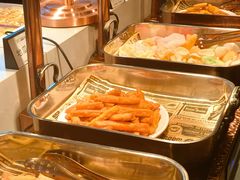 -涨巢·潮玩水疗局