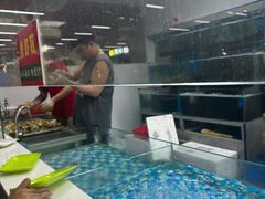 -养牛邓·潮汕牛肉海鲜自助火锅(广州店)