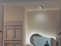 -乐刻瑜伽·普拉提·小瑜荚YogaPod(滨江银泰店)