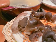 菌菇拼盘-黑鸡小馆(金源店)