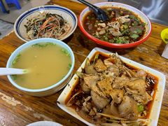 -朱大嘴肥肠血旺(福字街店)
