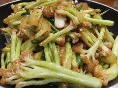 -那家老院子东北菜·饺子·小鸡炖蘑菇(艳华街店)