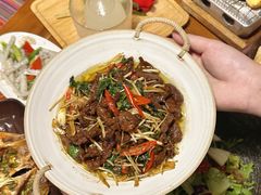 -雀舞云南菜(天津天河城购物中心店)