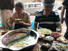 -岗上渣渣老火锅(两路口店)