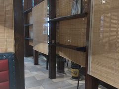 -六福酒馆(秦隆步行街店)