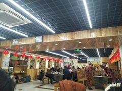 大堂-屯老二农家铁锅炖·行业领军者(梅江店)