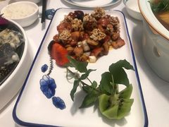 宫爆蘑菇鸡-肆月河豚·新淮扬(金融街店)