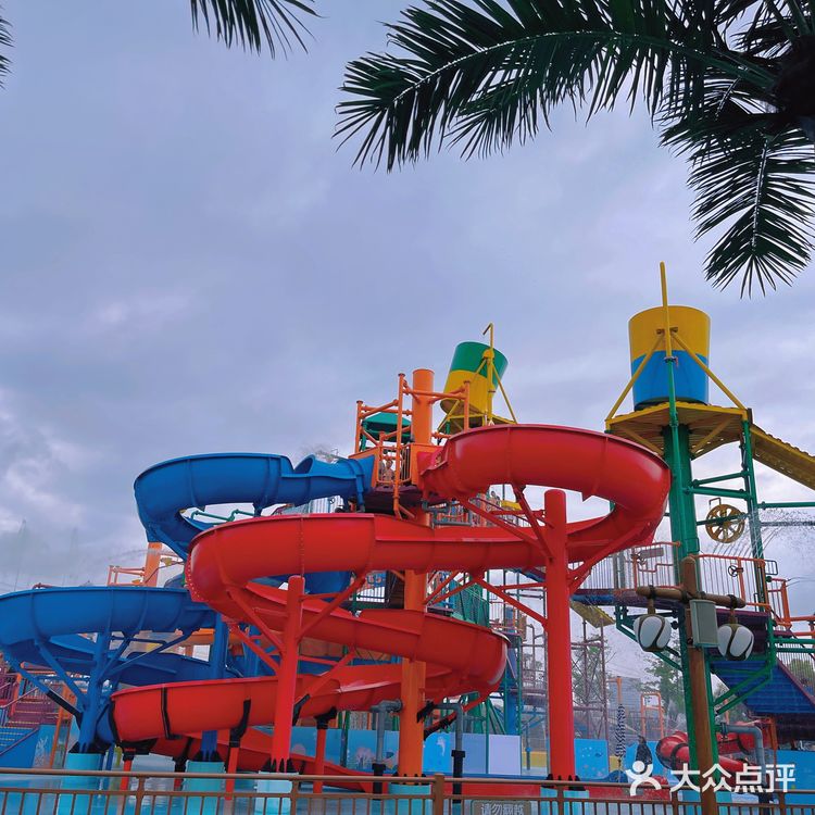 家门口的苏州湾梦幻水世界