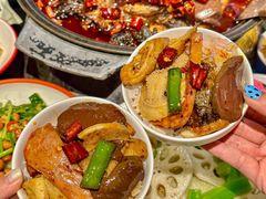 -辣尚瘾·烤鱼·新川菜(交大直营店)