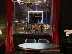 -Salon de The de Joel Robuchon(外滩18号店)