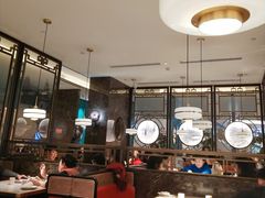 大堂-新白鹿餐厅(金鹰新街口店)
