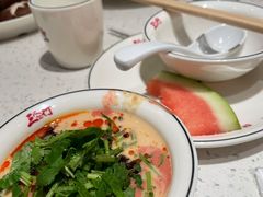 -三人行骨头王火锅(长寿店)