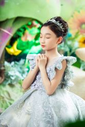 -格林童趣专业儿童摄影(公益西桥店)