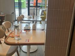 -必胜客(联投东方店)