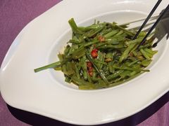 -荷栖小院·品质江西菜(红谷滩店)