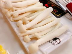 海鲜菇-三头牛·潮汕牛肉生蚝火锅 (夏湾店)